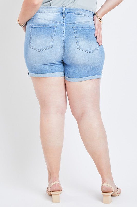 Short en jean bleu pâle