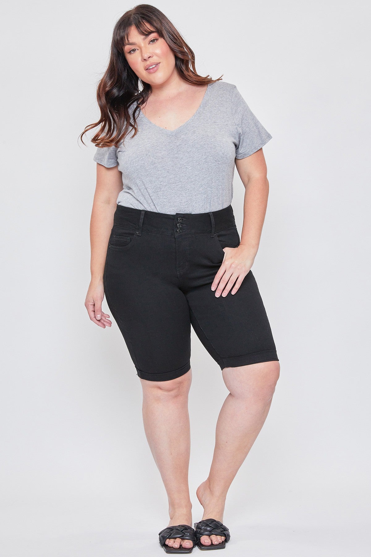 Bermuda taille haute noir à 3 boutons (14W-24W)