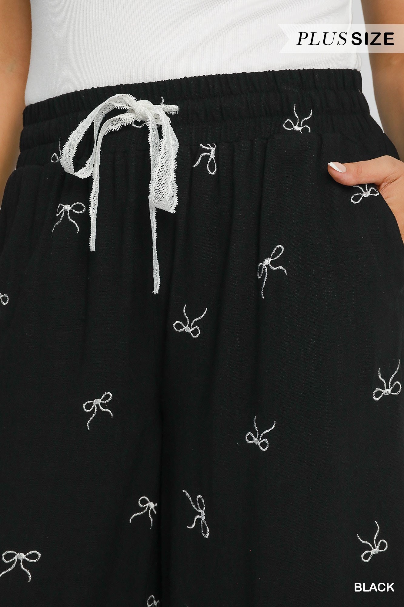 Linen pants with ribbons patterns (black)