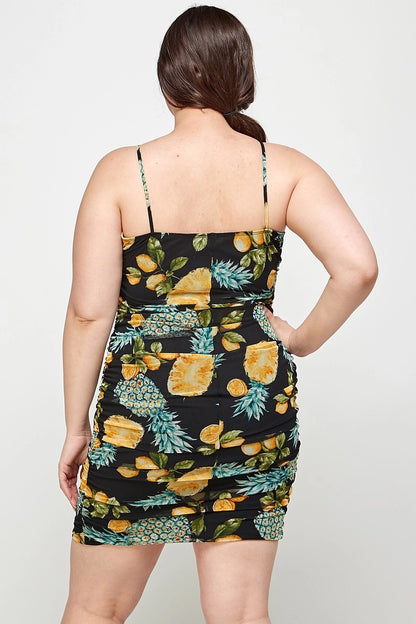 Robe camisole froncée imprimé fruits