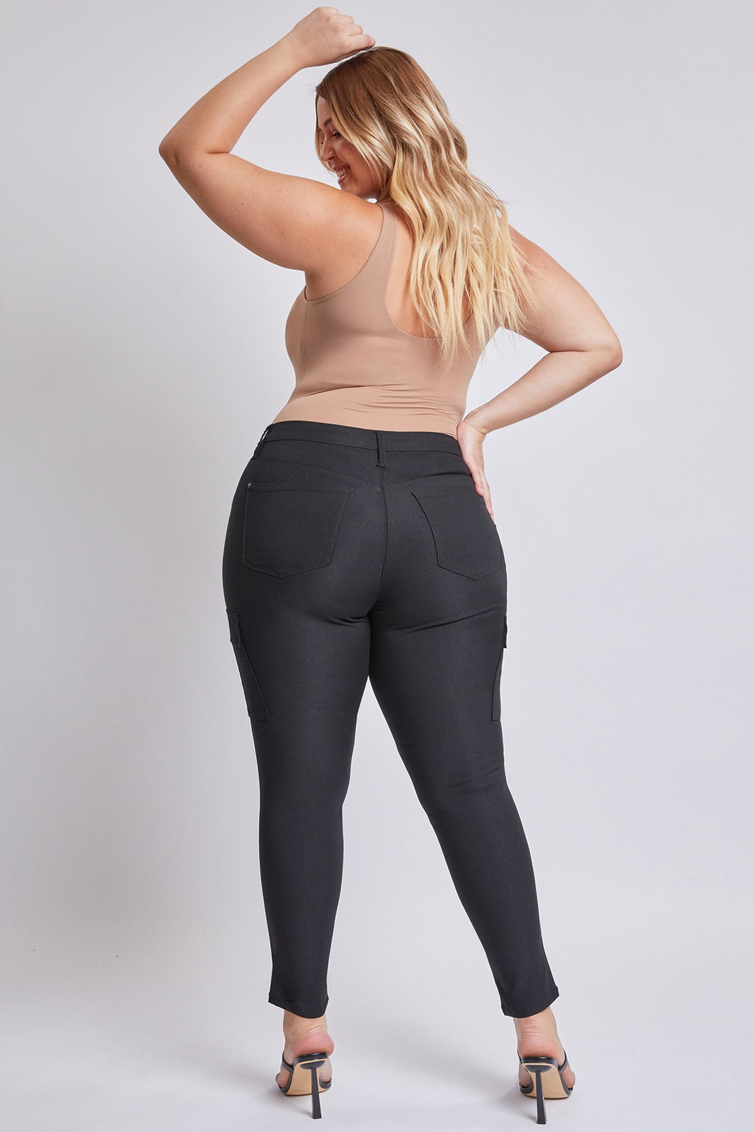Ultra Stretch Cargo - Black pants