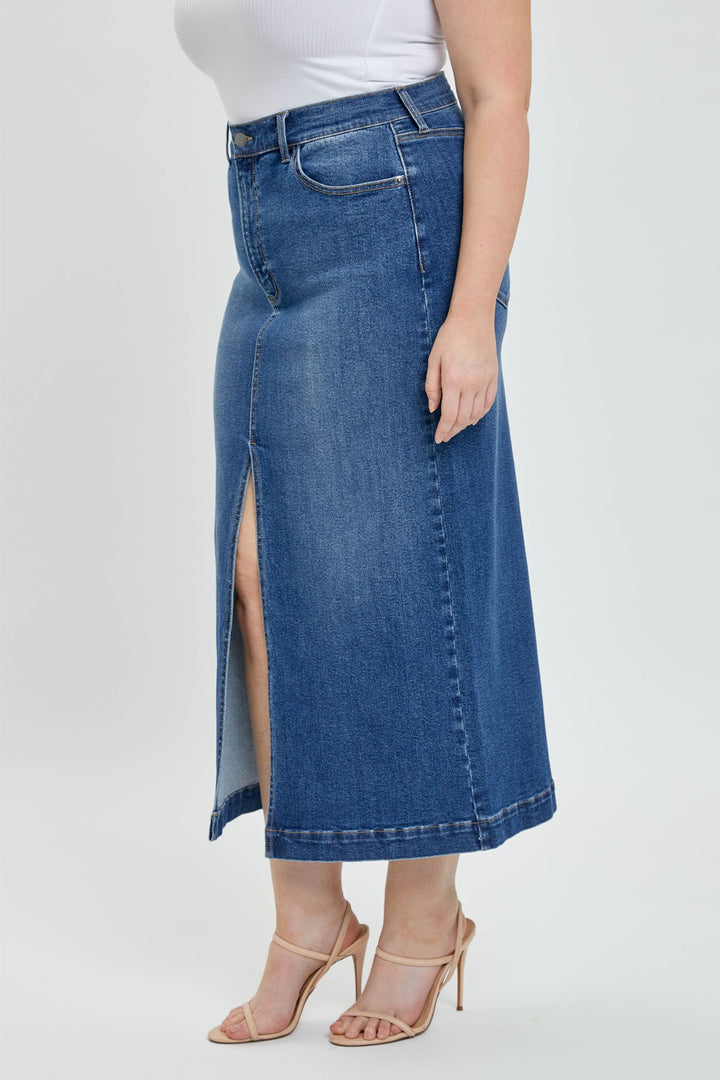 Standard denim skirt with front slit