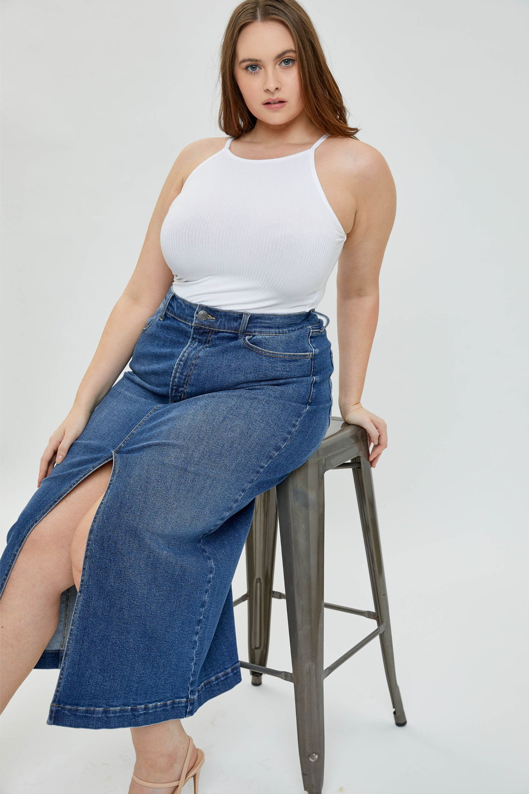Standard denim skirt with front slit