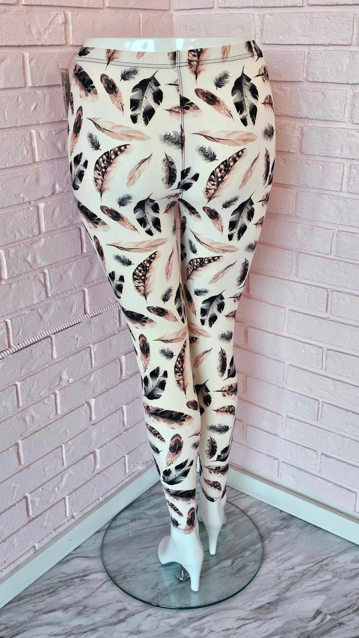 Feathered leggings (size 14-20)