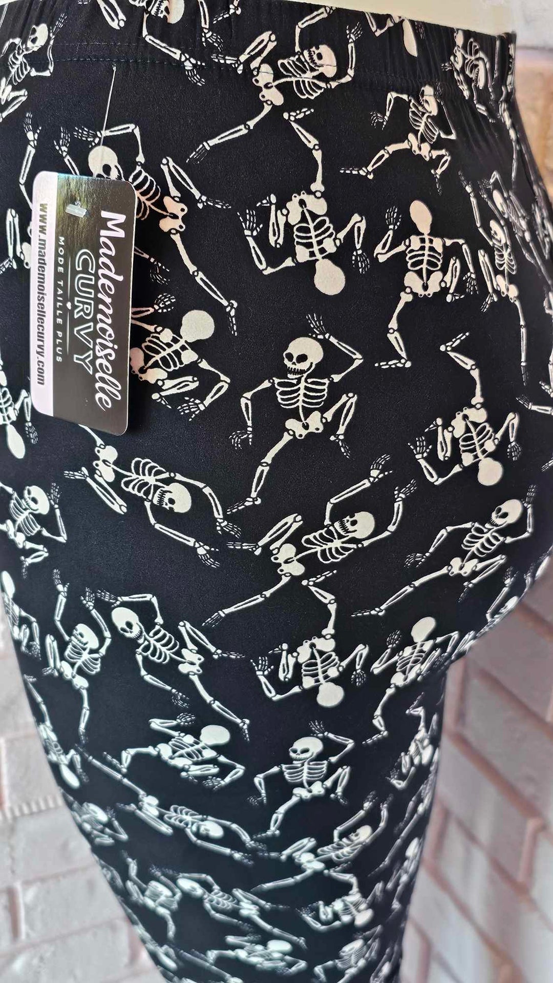 Leggings with skeletons patterns (size 14-20)