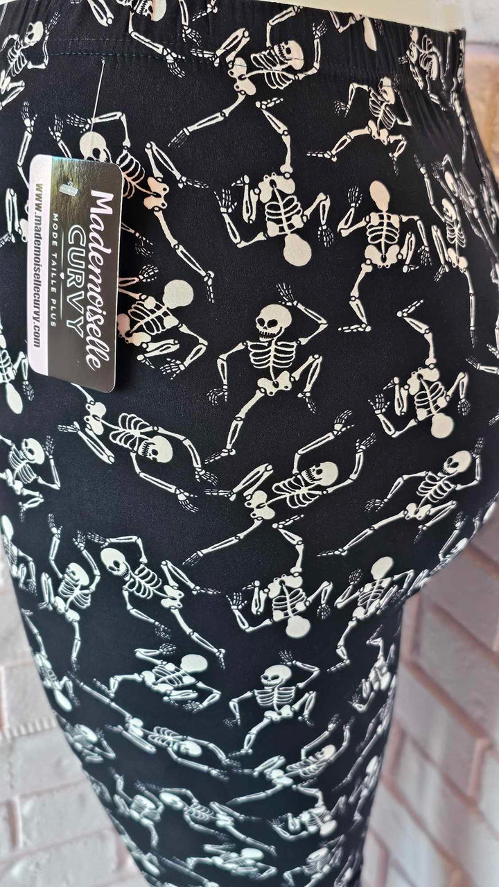 Leggings with skeletons patterns (size 14-20)