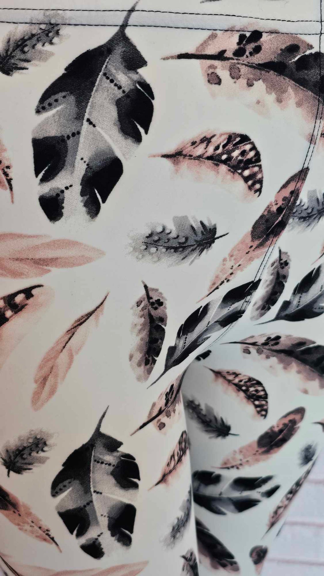 Feathered leggings (size 14-20)