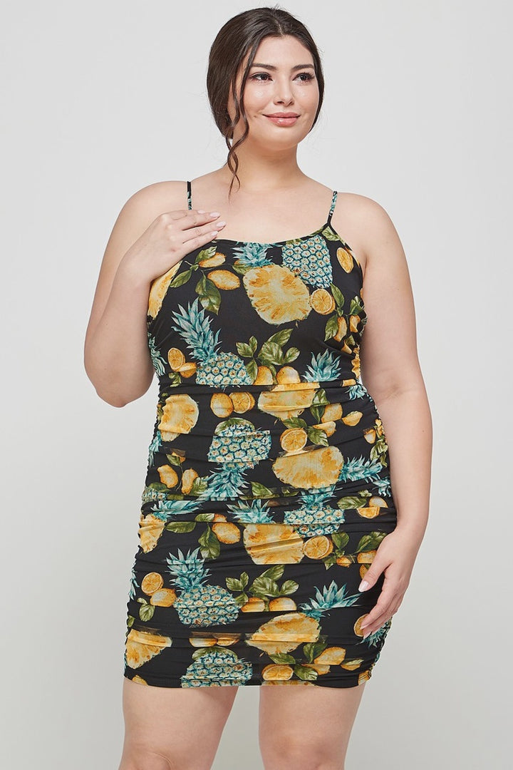 Robe camisole froncée imprimé fruits