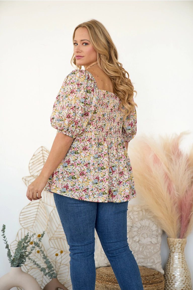 Haut babydoll floral romantique