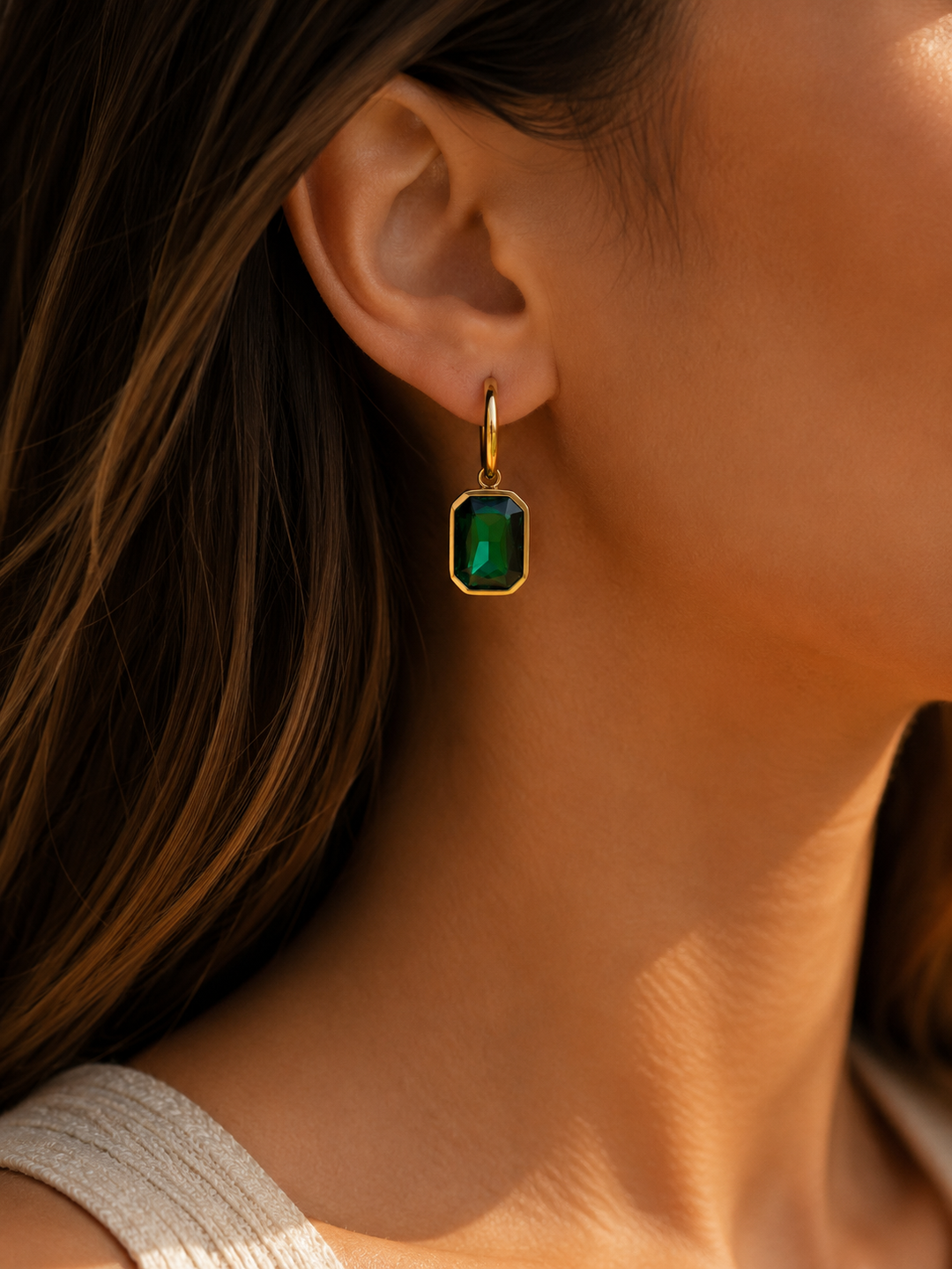 Boucles d’Oreilles Pendantes avec Cristal Vert en Acier Inoxydable Plaquées Or 18K PVD