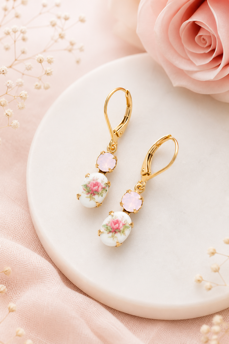Boucles d’oreilles camée rose délicate