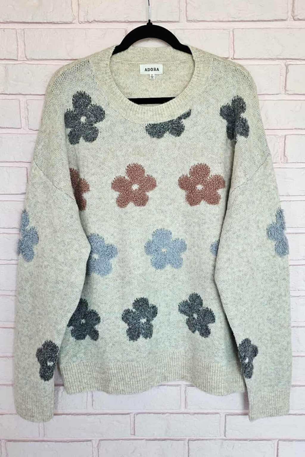 Sweet floral sweater