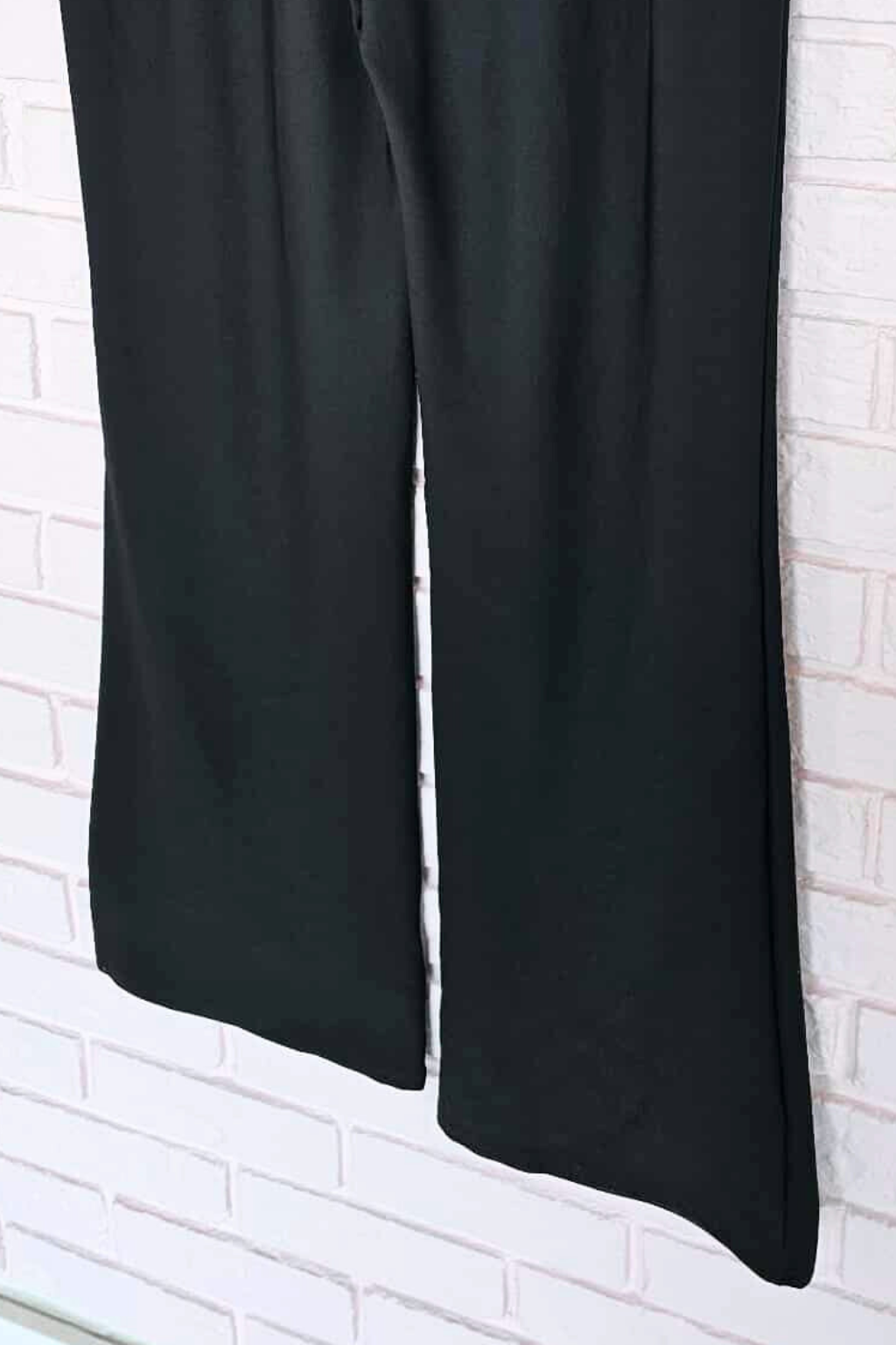 Pantalon sculptant évasé – Noir