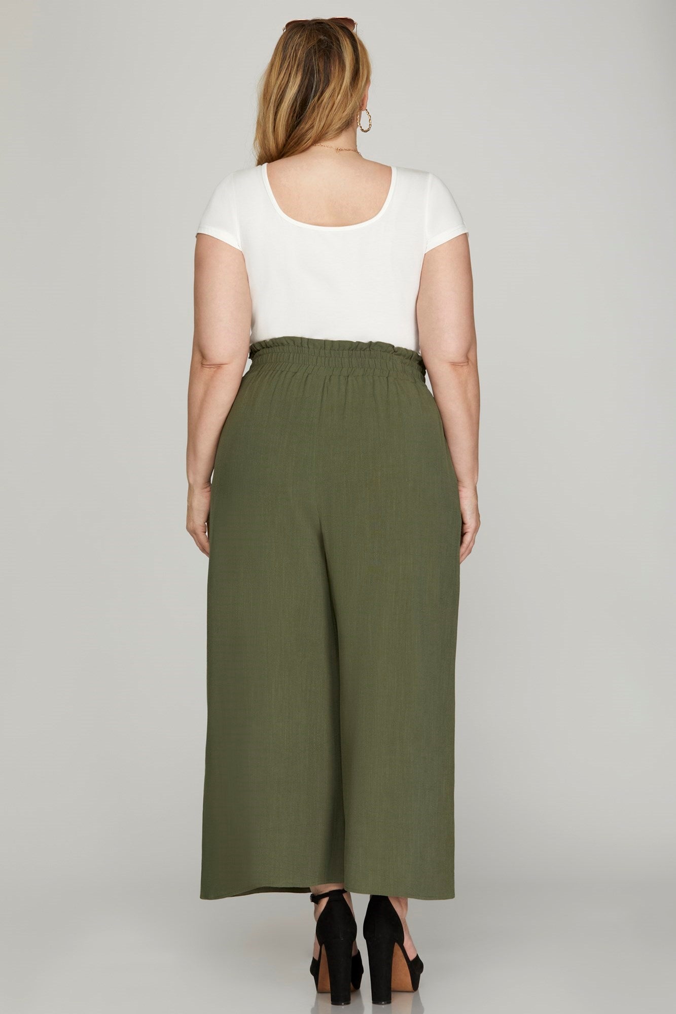 Palazzo pants with a belt (olive)