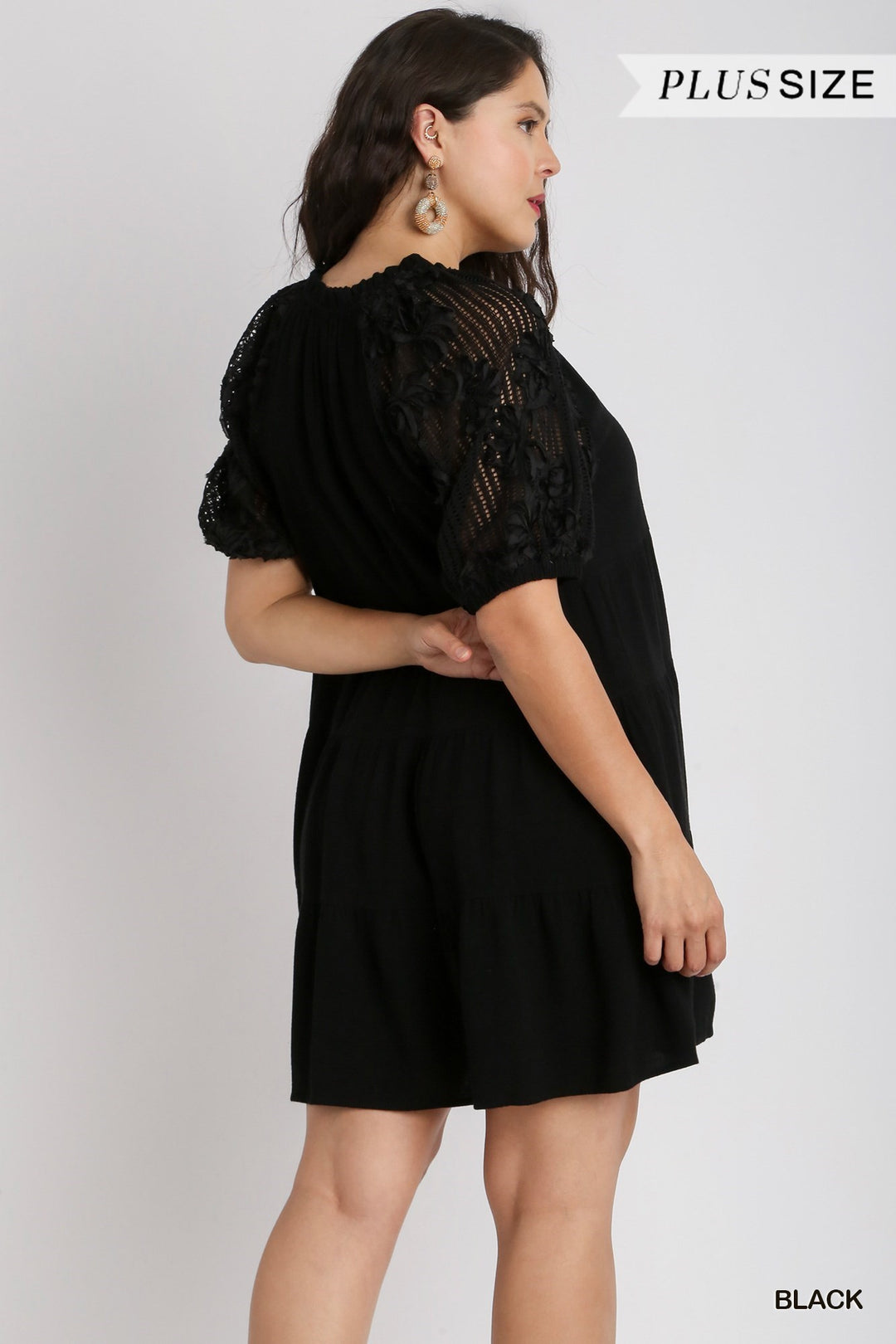 Robe étagée en lin (noir)