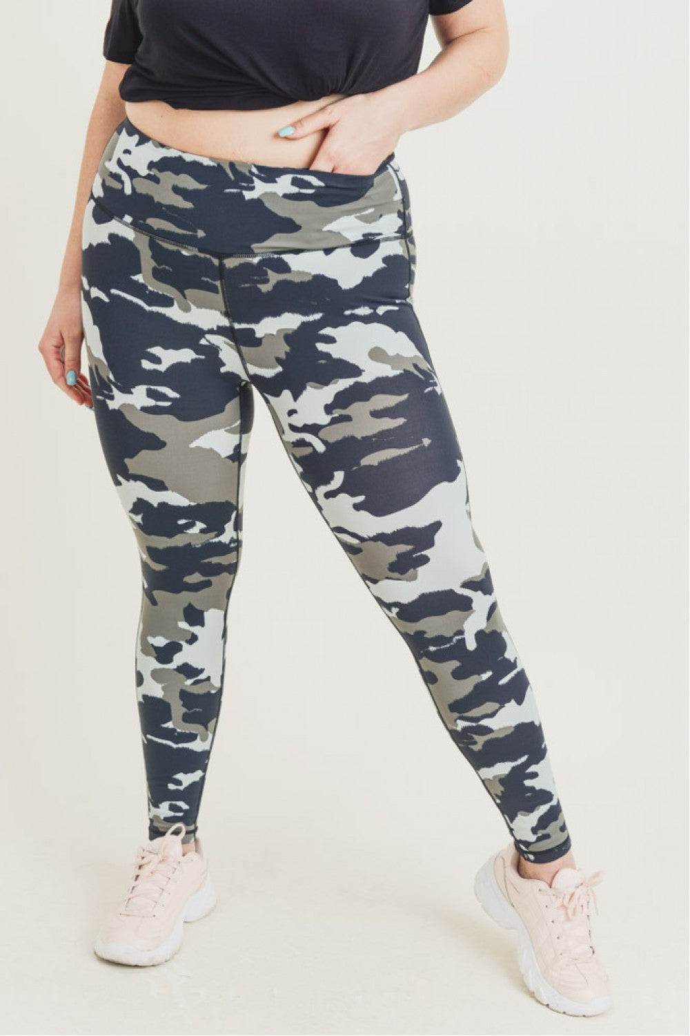 Legging sport a motif arme Controle du ventre